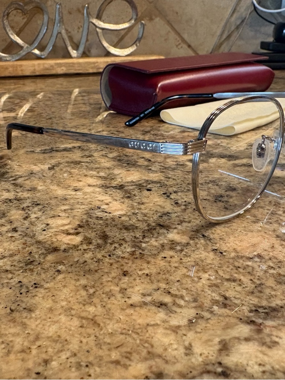 Gucci Silver Round Metal Glasses - Picture 3 of 7